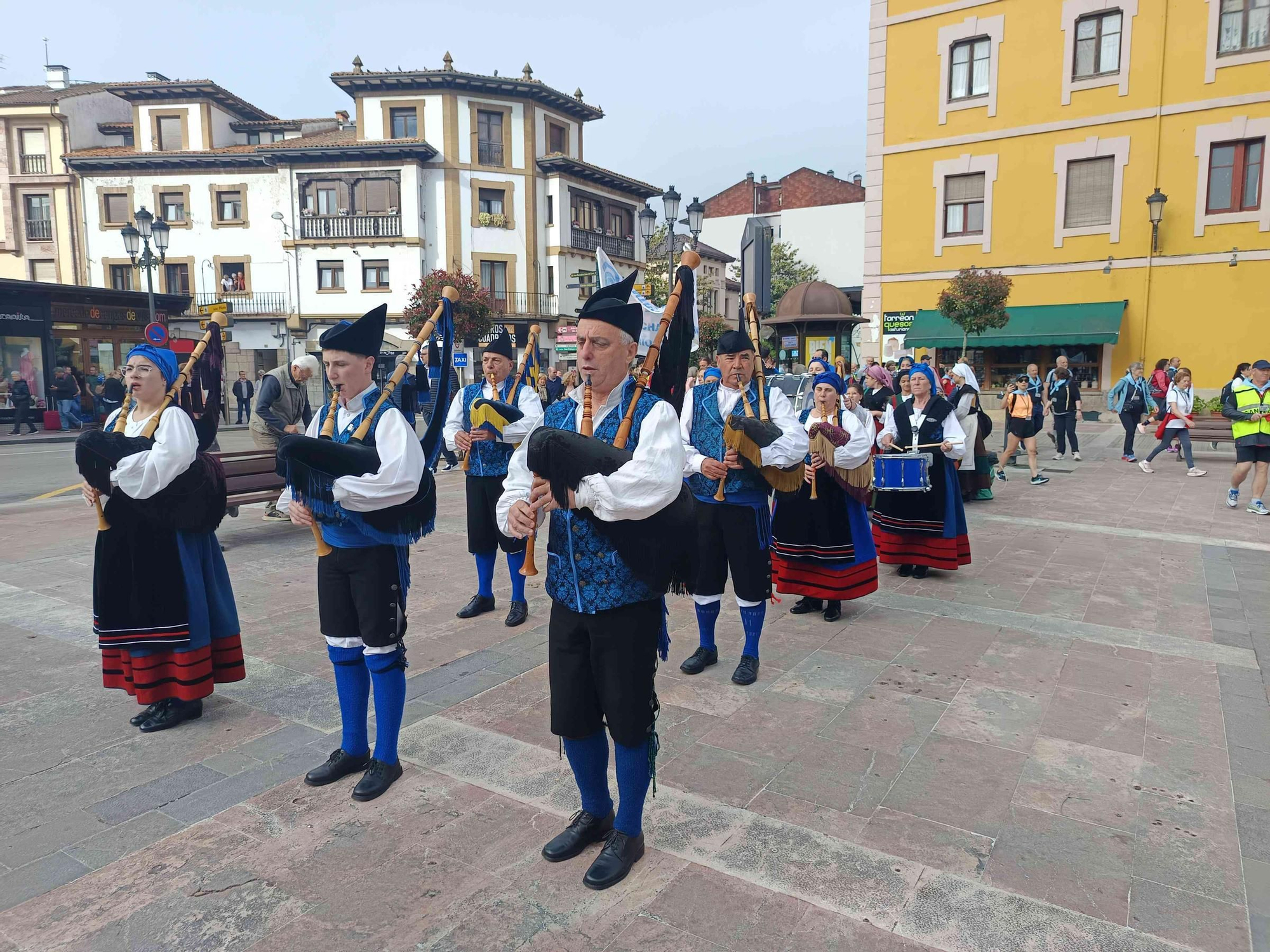 En imágenes: Así fue la última etapa de la XLV Marcha a pie del Centro Asturiano de Oviedo al santuario mariano de Covadonga,