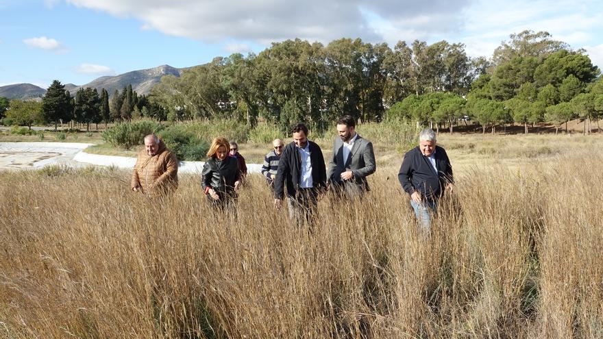 Concejales socialistas en el Campamento Benítez en una imagen de archivo