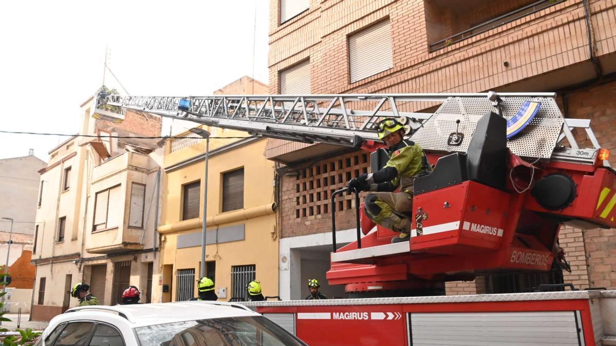 Vídeo: Derrumbe en la calle Barrachina de Castelló
