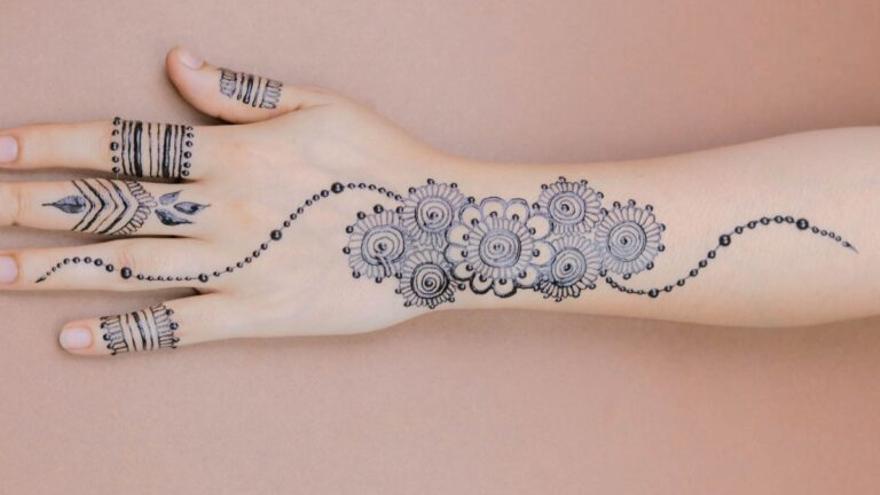 Lawsonia inermis: ¡Cuidado con los tatuajes de henna negra!