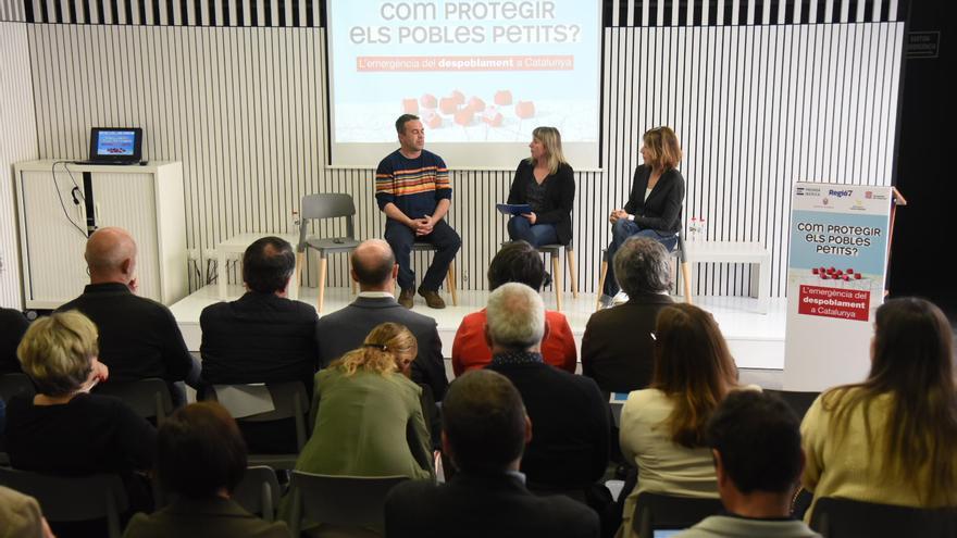 Moment de la jornada "Com protegir els pobles petits?"