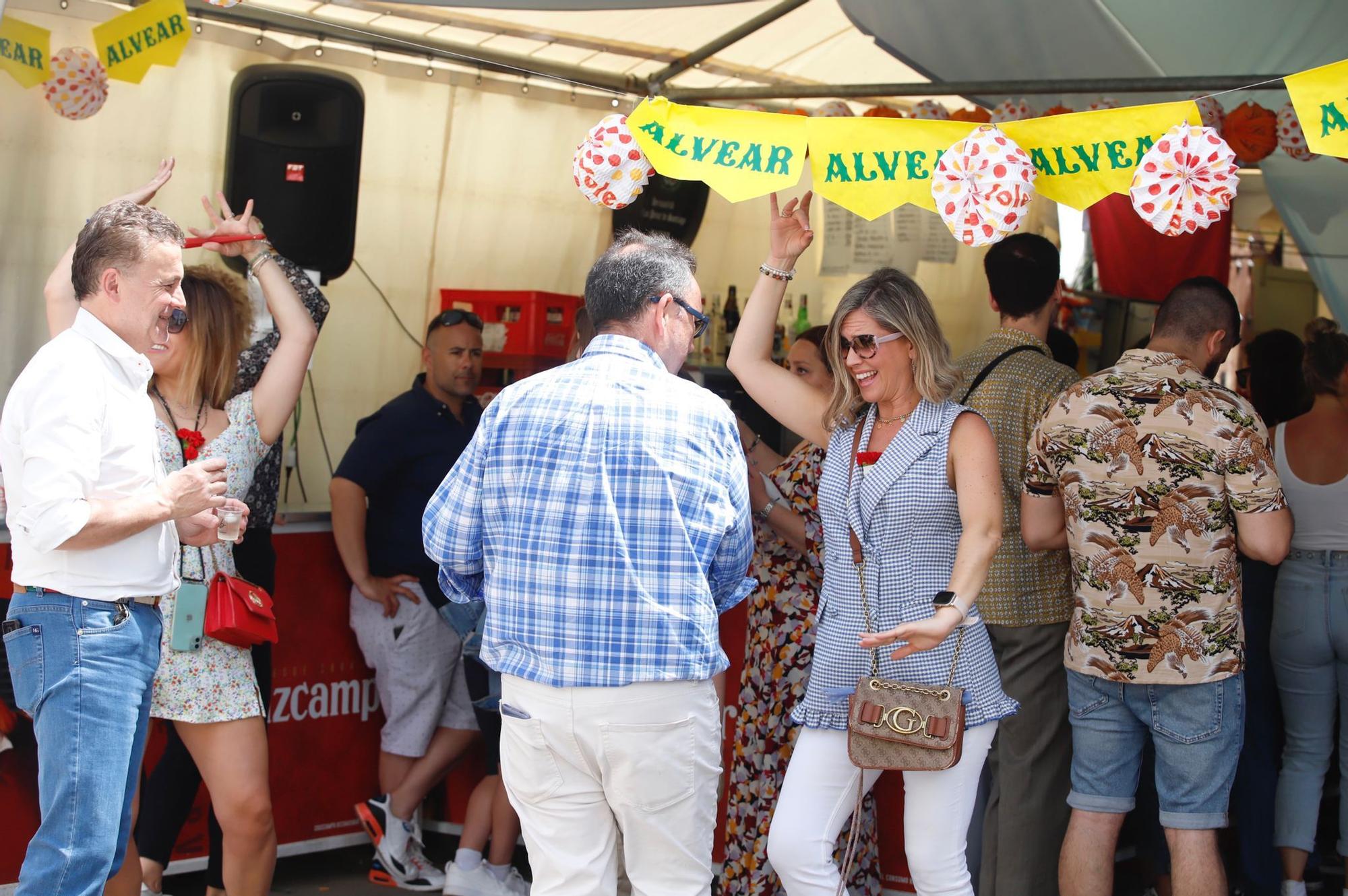 Córdoba disfruta de lo lindo de su penúltimo día de Cruces