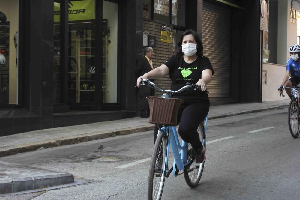 Cadena ciclista organizada en Ontinyent en el Día Mundial de la Bici