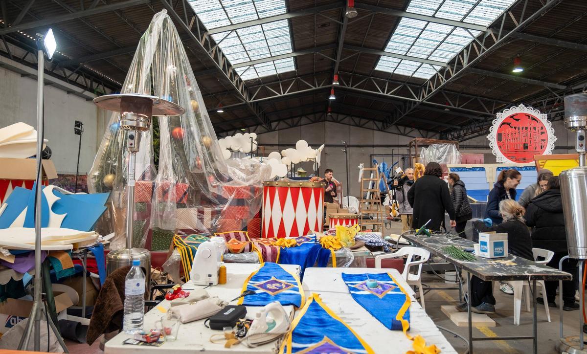 Der Umzug der Heiligen Drei Könige nimmt in der Motorworld Gestalt an