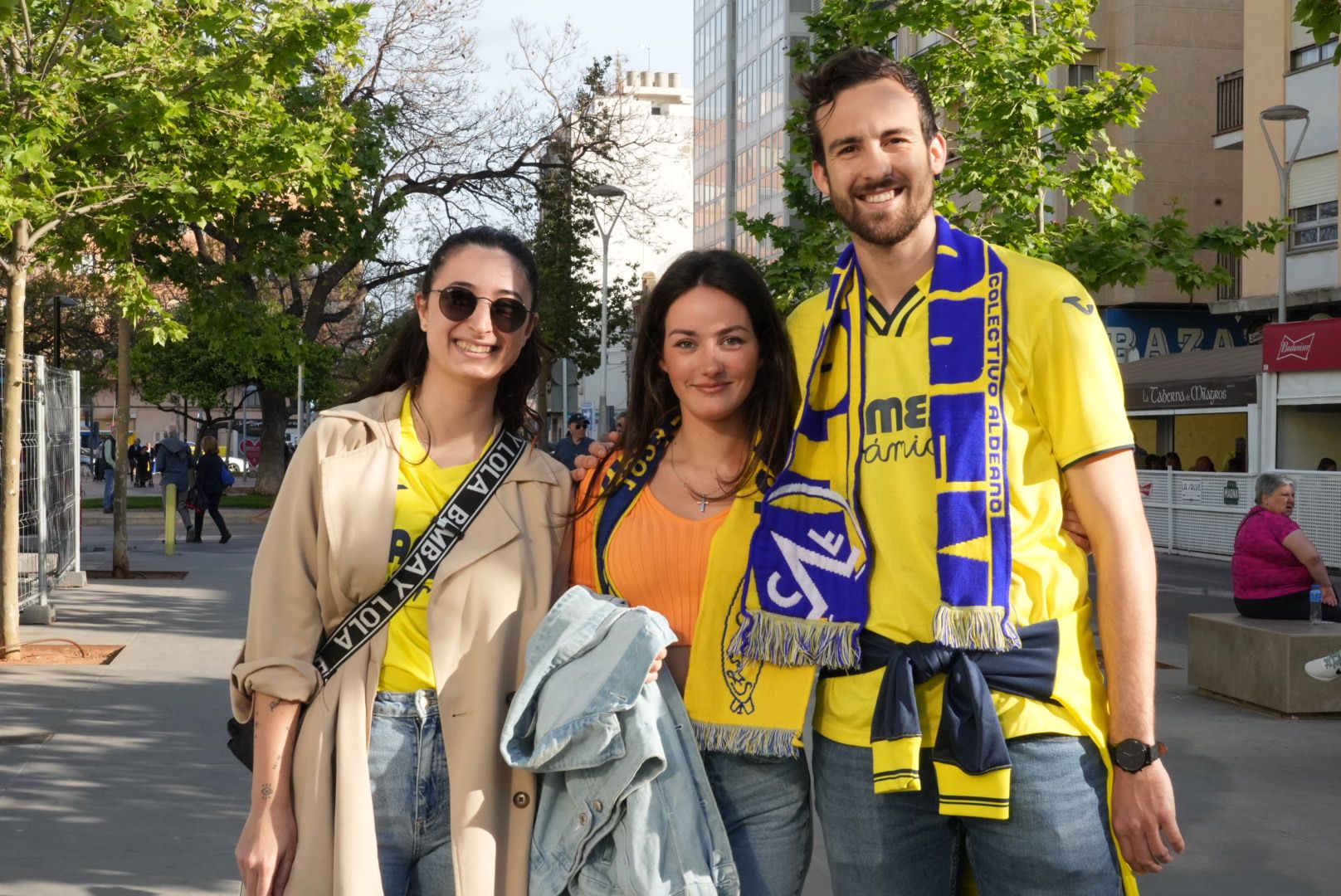 La afición del Villarreal en el partido contra el Espanyol en La Cerámica