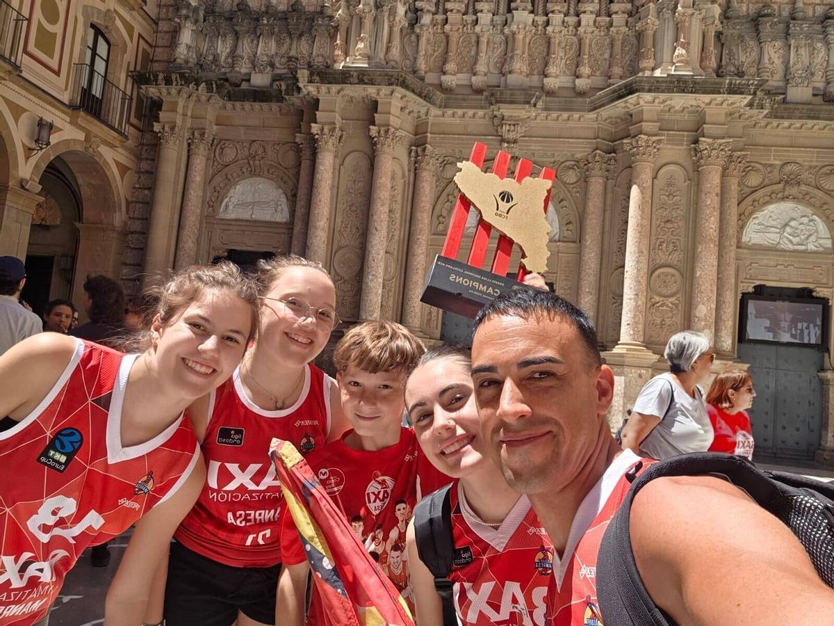 Imatges de la pujada de la Grada d'Animació a Montserrat
