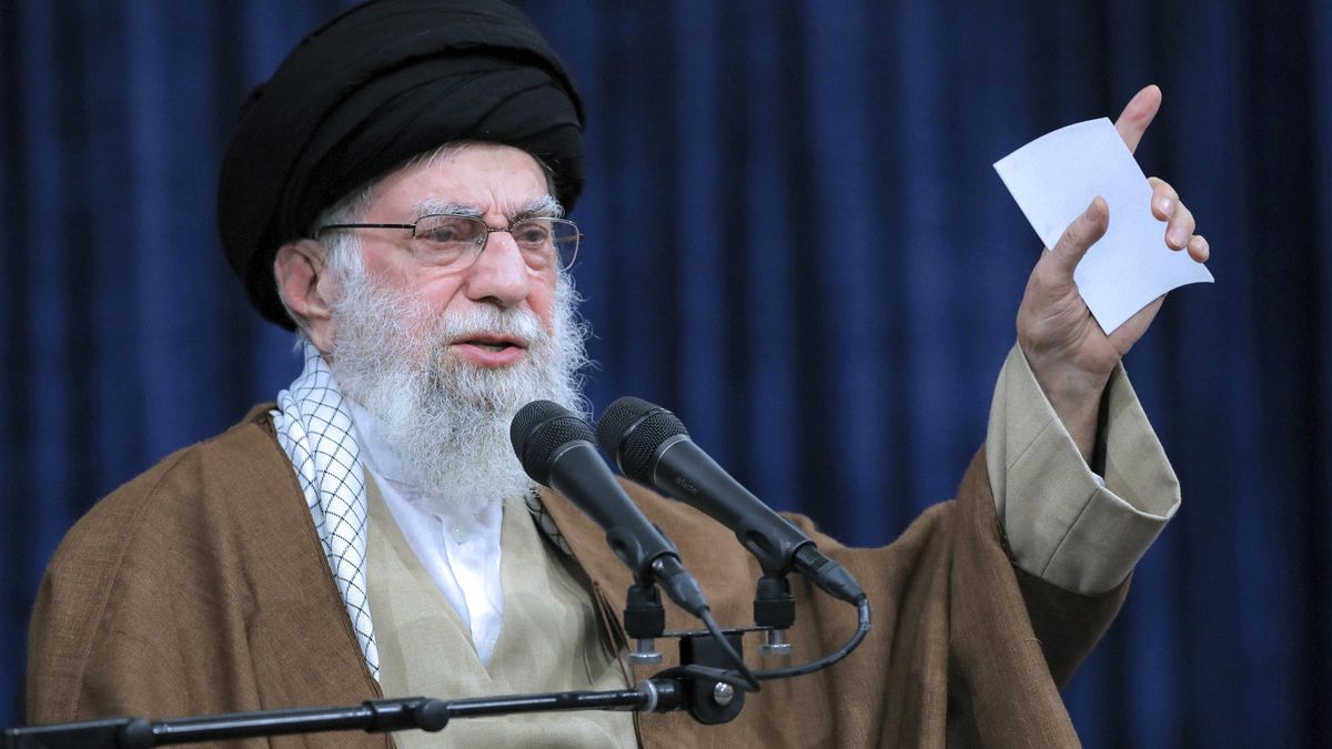 El líder supremo de Irán, Alí Jameneí, durante un discurso en Teherán.
