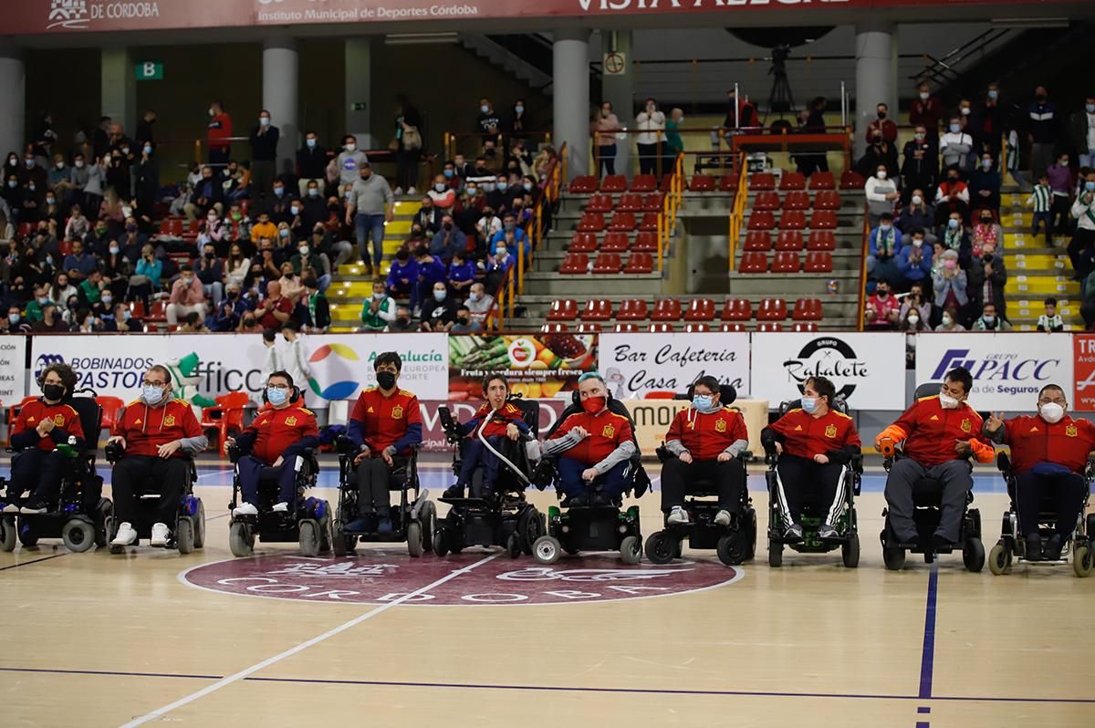 Las imágenes de la victoria del Córdoba Futsal ante el Burela