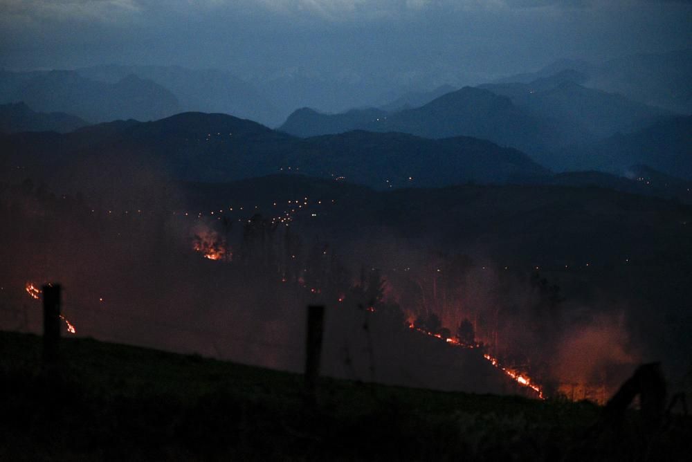 Fuego en la zona de Oviedo