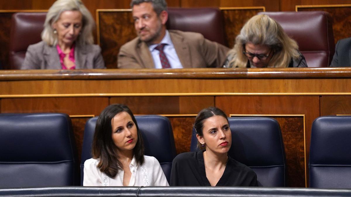 Irene Montero e Ione Belarra durante el Pleno del Congreso celebrado esta tarde.