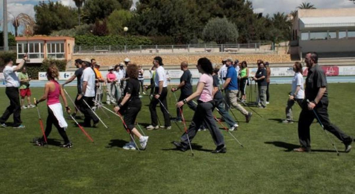 Marcha nórdica, deporte  y naturaleza