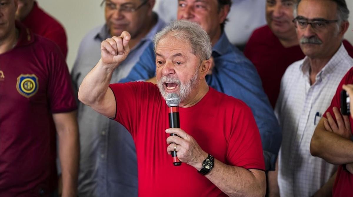 zentauroepp41765503 former president luiz inacio lula da silva speaks supporters180124174102