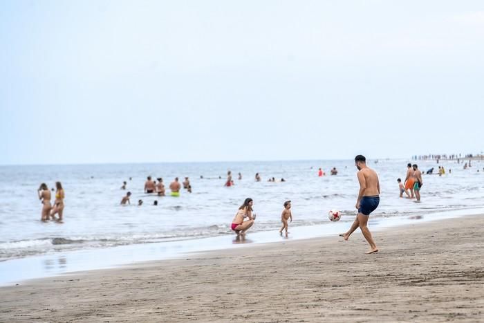 Domingo de la fase 2 en las playas del sur