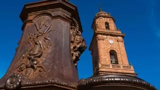 El pueblo de Córdoba que sorprende a National Geographic con su 'Giralda roja'