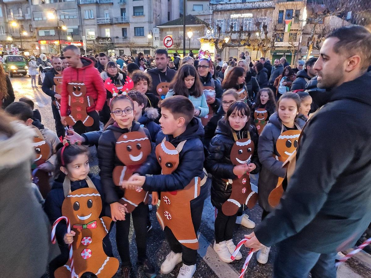 Las fotos de Sus Majestades los Reyes Magos recorriendo Cangas