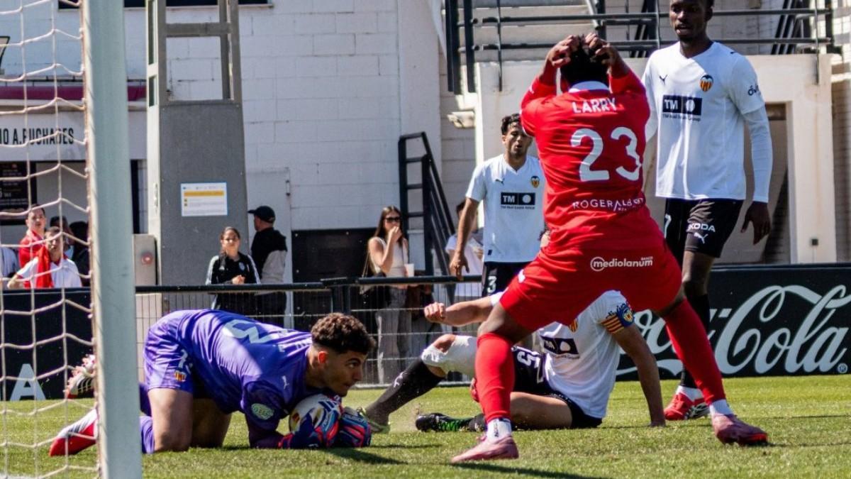 Larry lamenta una ocasión fallada