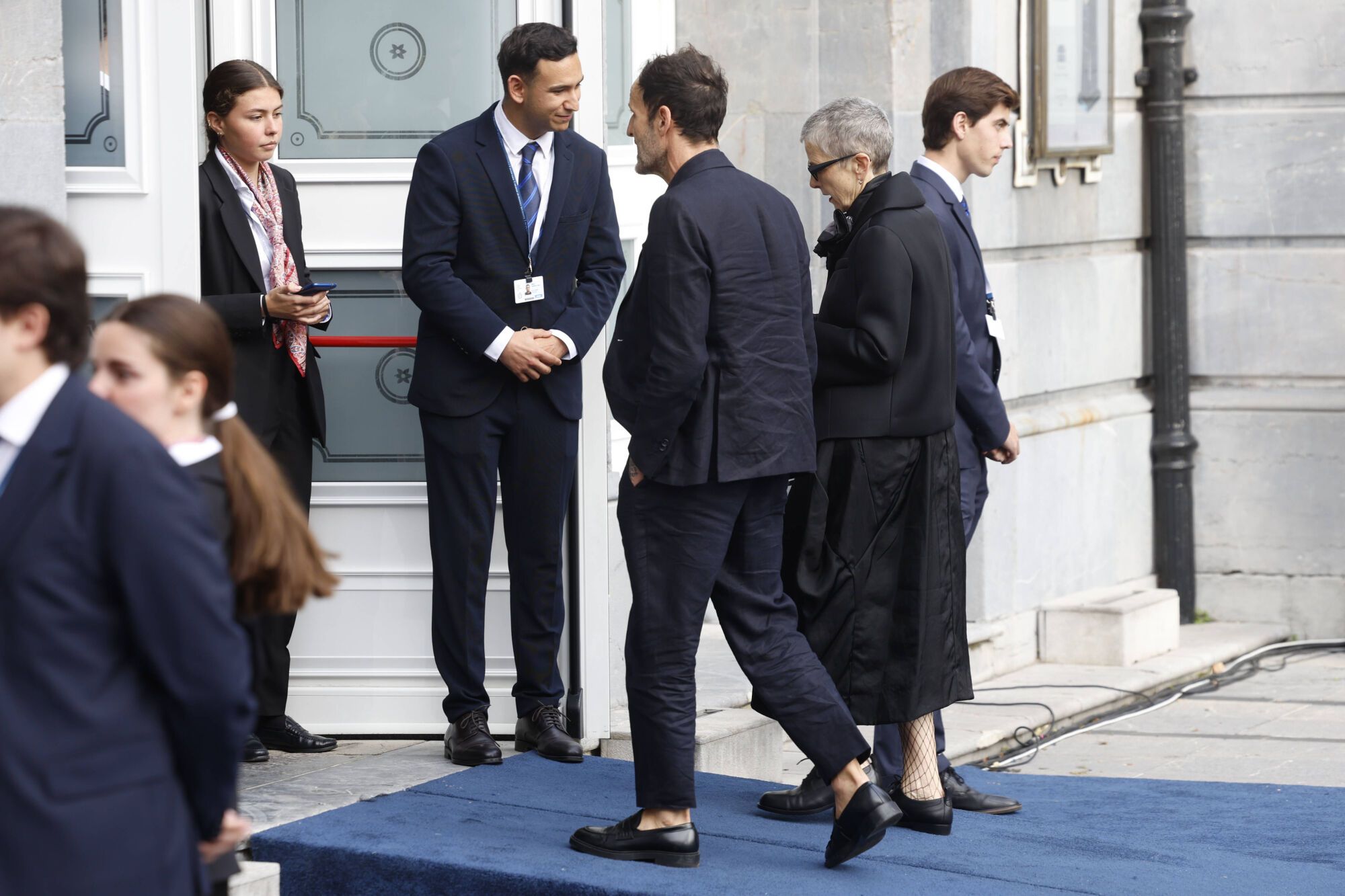 Así fue la llegada de los invitados a los premios "Princesa de Asturias" y su paso por la alfombra azul