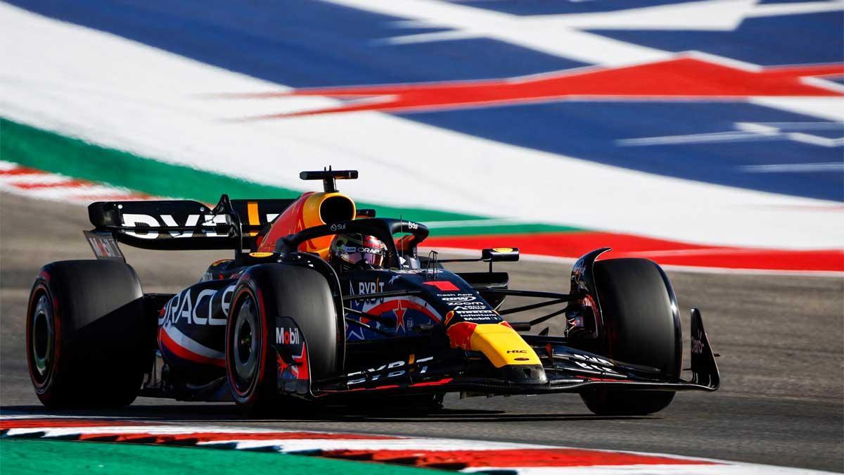 Verstappen, al volante del Red Bull en el COTA de Austin