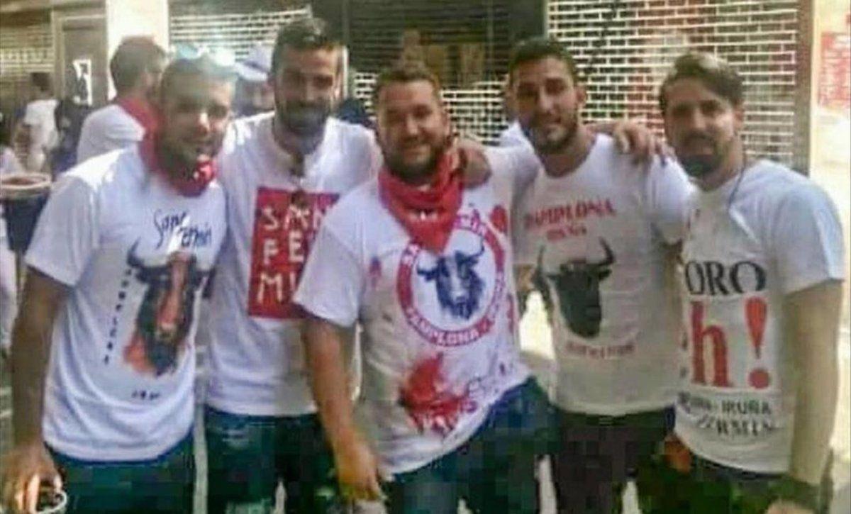 Investigades de nou les detectives que van espiar la víctima de ‘La manada’ per veure si portava «una vida normal» després de ser violada Investigades de nou les detectives que van espiar la víctima de ‘La manada’ per veure si portava «una vida normal» després de ser violada