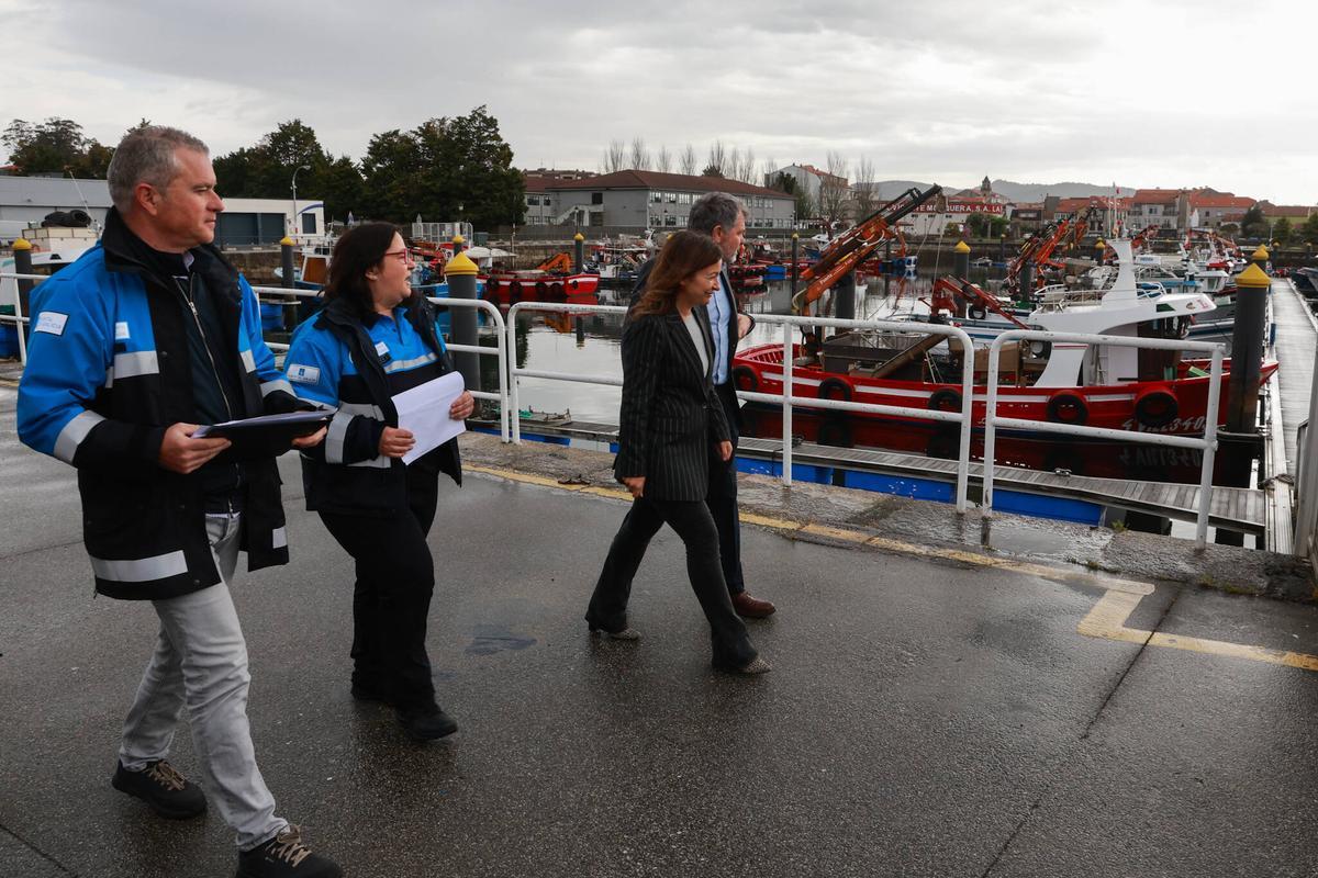 La visita de la conselleira de Mar a Vilanova.