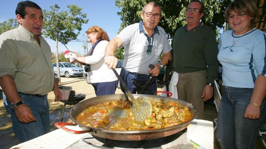 El Consistorio autoriza peroles en El Arenal por San Rafael