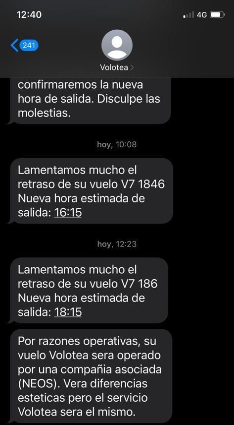 Los últimos mensajes que la compañía ha enviado a los pasajeros del vuelo.