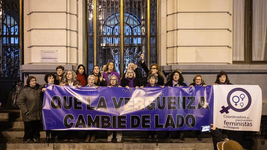 Zaragoza grita al unísono en el 25N “que la vergüenza cambie de lado”