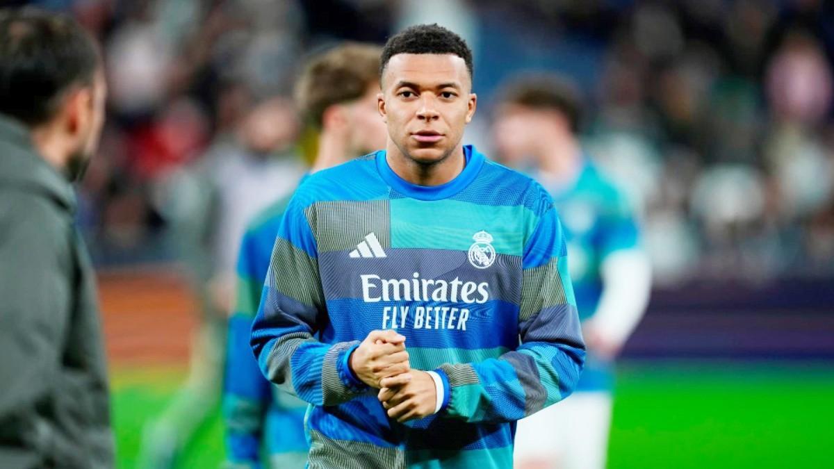 Mbappé será titular ante el Benfica tras descansar contra la Real Sociedad