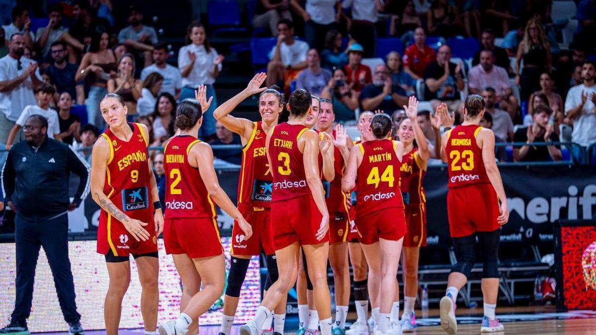 Crónica España – Nigeria con las taronja Elena Buenavida, Helena Pueyo y María Araújo