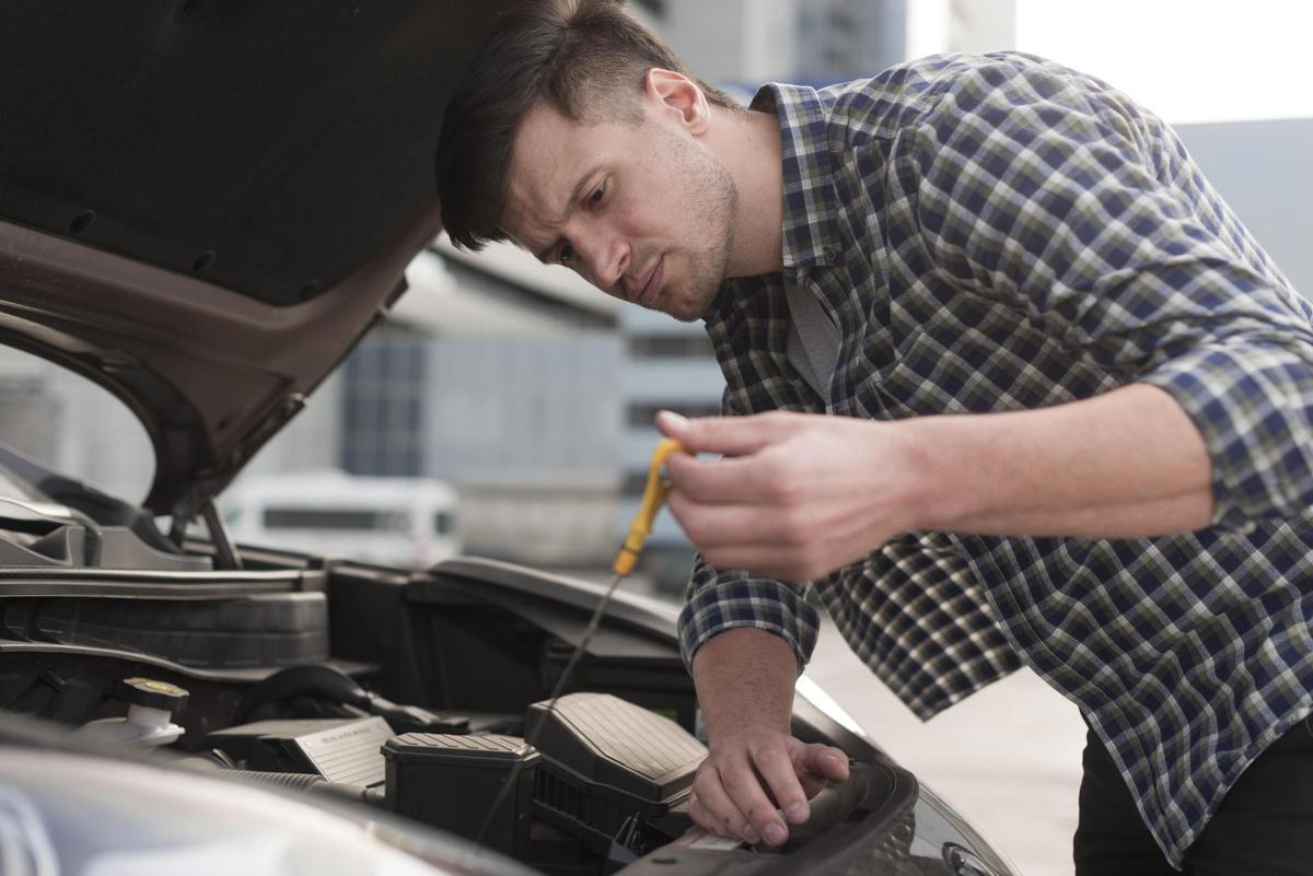 La importancia de revisar tu coche antes de viajar