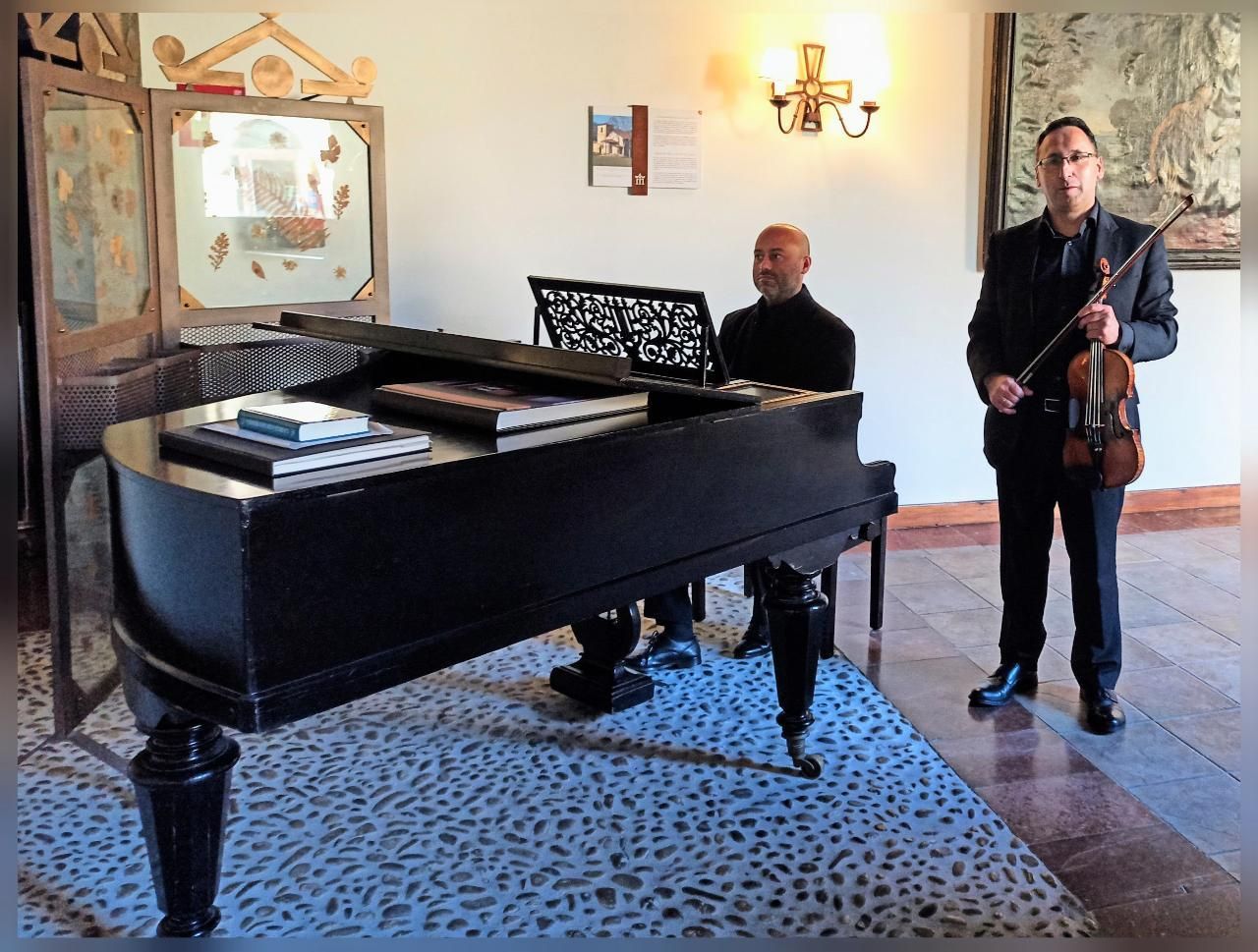 "Dúo Concerto".