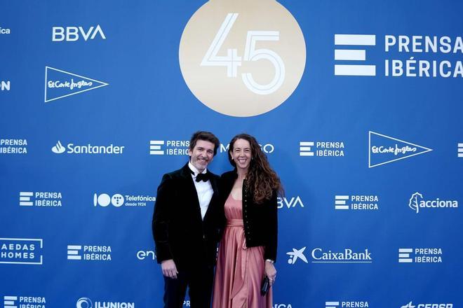 Sergi Guillot, director general de Prensa Ibérica, y su esposa, Carlota Pi, cofundadora y presidenta ejecutiva de Holaluz.