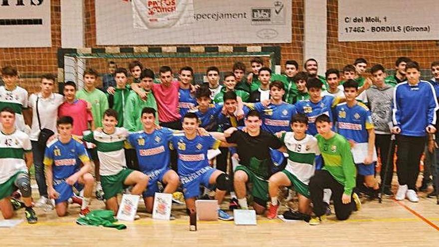 Handbol Sarrià i Bordils acaben tercer i quart en el Torneig de Nadal