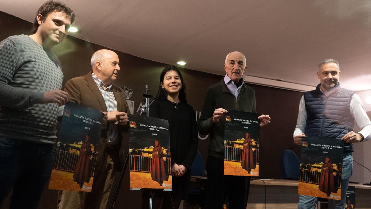 Oscar Antón, Feliciano Ferrero, Laura Huertos, Luis Pablos y Carlos Izquierdo presentan en cartel de Luz Penitente