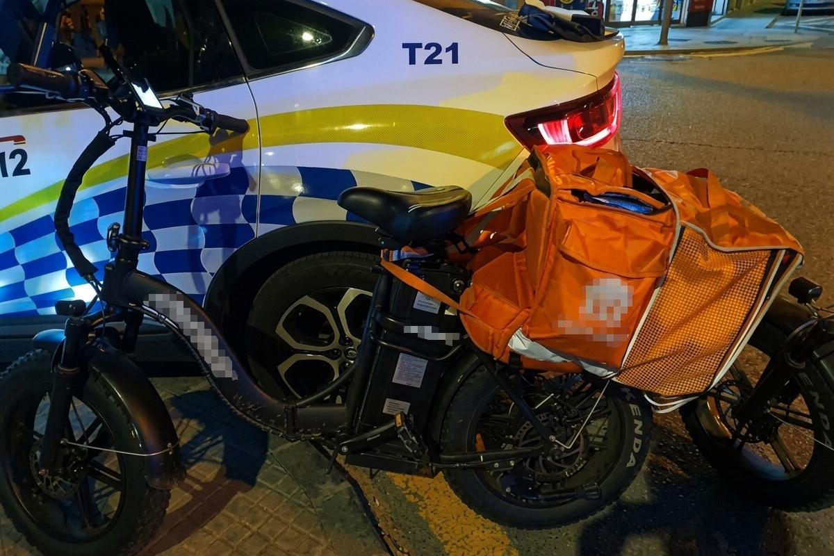 Ciclomotor eléctrico intervenido a un conductor sin carné en Palma.