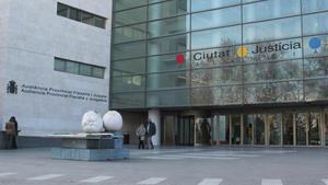 Rebaixen de 12 a 8 anys de presó per al propietari d’un gimnàs acusat de violar la seva "nòvia virtual" després de convèncer-la de venir a Espanya des de Veneçuela