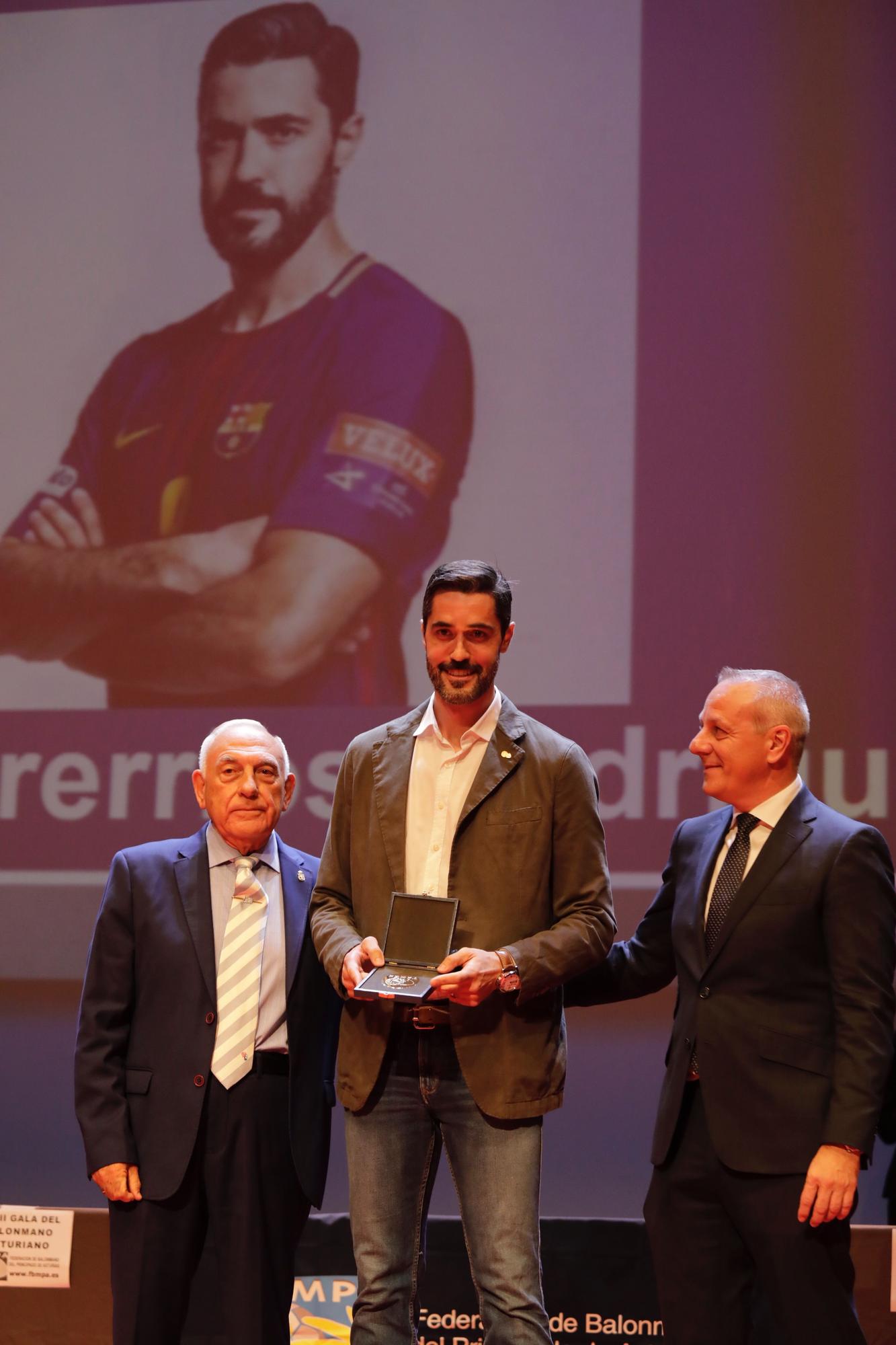 En imágenes: Así fue la gala del Balonmano Asturiano en la Laboral