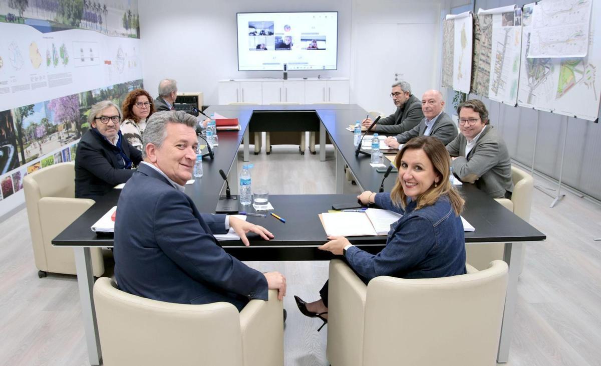 Reunión semipresencial del órgano de administración de la sociedad Valencia Parque Central