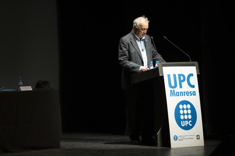 La UPC Manresa celebra la graduació dels 113 estud