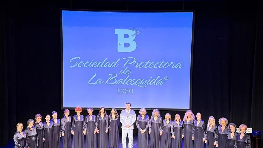La Schola Cantorum de Grado enamora en el Filarmónica: "Fue una actuación muy importante, permanecerá en nuestra memoria"