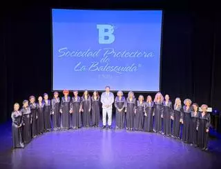 La Schola Cantorum de Grado enamora en el Filarmónica: "Fue una actuación muy importante, permanecerá en nuestra memoria"