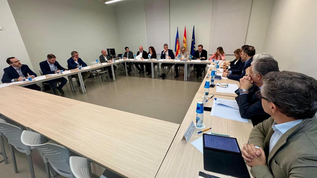 Reunión de los integrantes de la comisión ‘The Best Place for Logistics’.