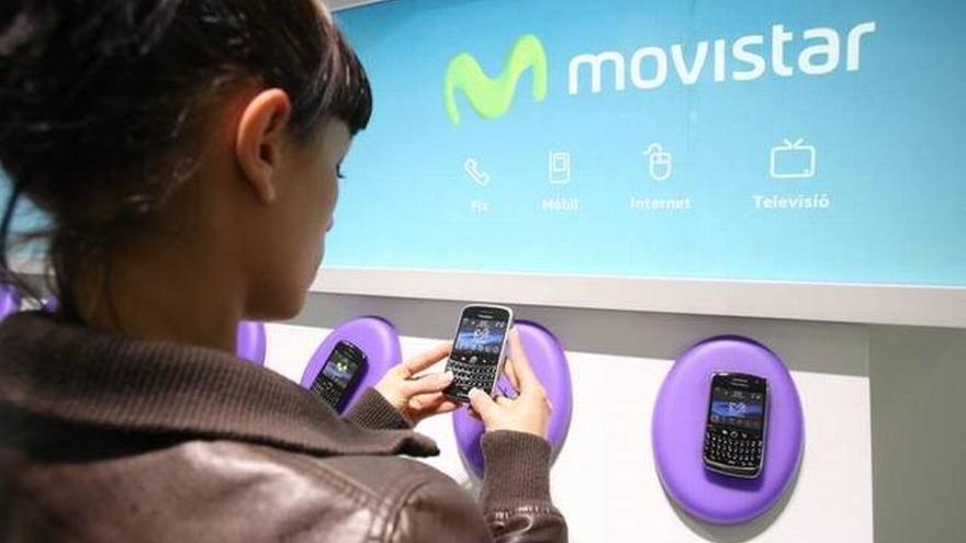 Miles de usuarios de Movistar sin servicio por una avería general en España