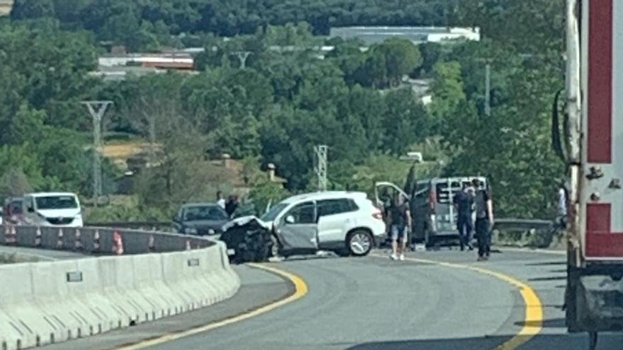 Accident múltiple a la C-66 a Cornellà del Terri