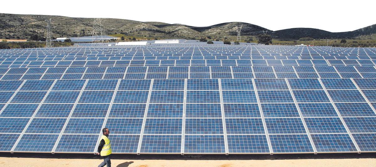 Planta fotovoltaica en Alicante.