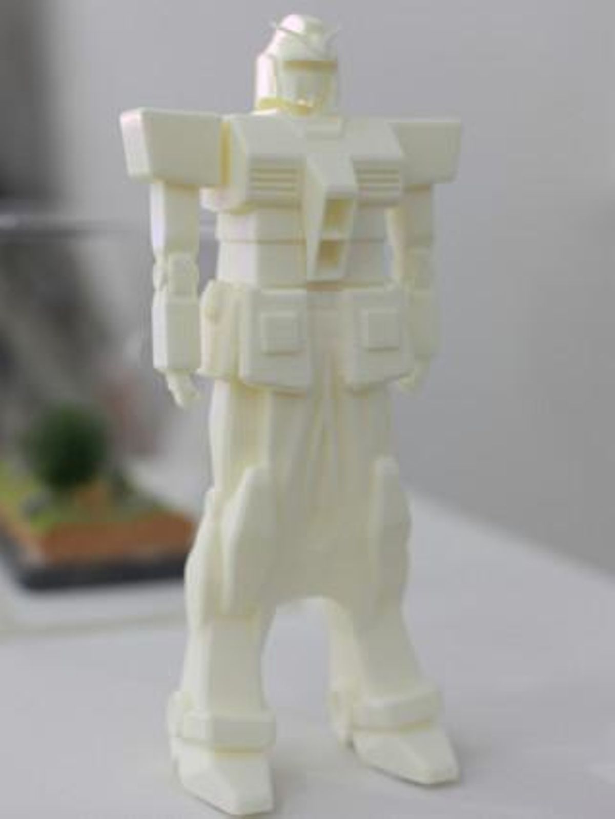 Un robot amb sorpresa.