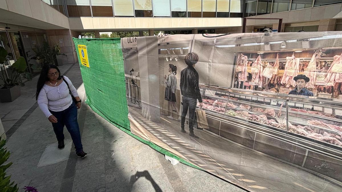 Vallado en la plaza Menéndez Pelayo Plaça de d'Alt