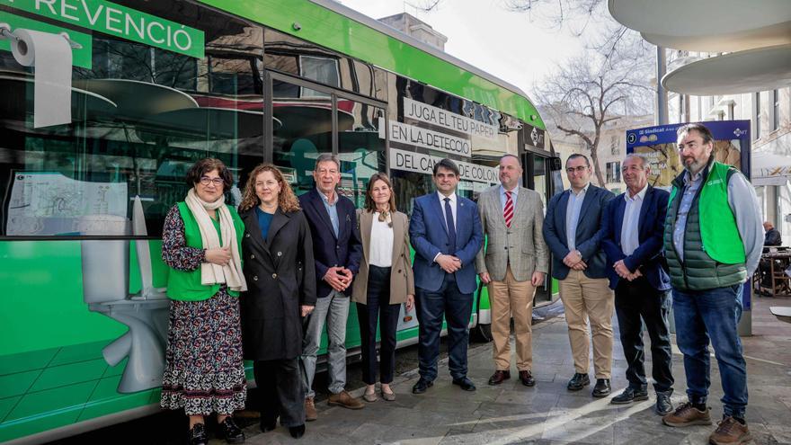 La EMT de Palma se suma a la campaña de la AECC en la prevención del cáncer de colon
