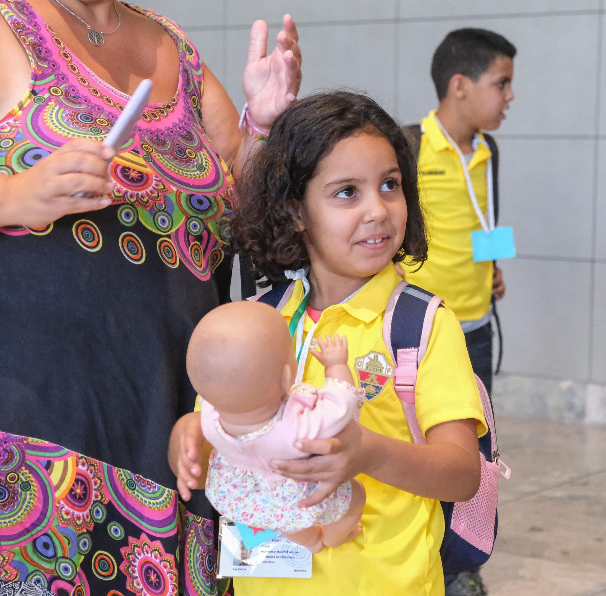 Los niños saharauis llegan a Alicante a pasar unas vacaciones en paz