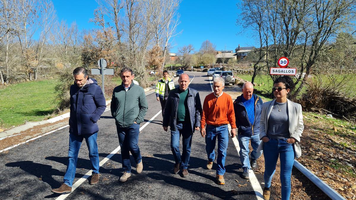 Carretera de Sagallos a Linarejos